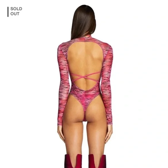 ISO - I am GIA - 2 pc - body suit Sz L and pants S/M - Picture 2 of 4